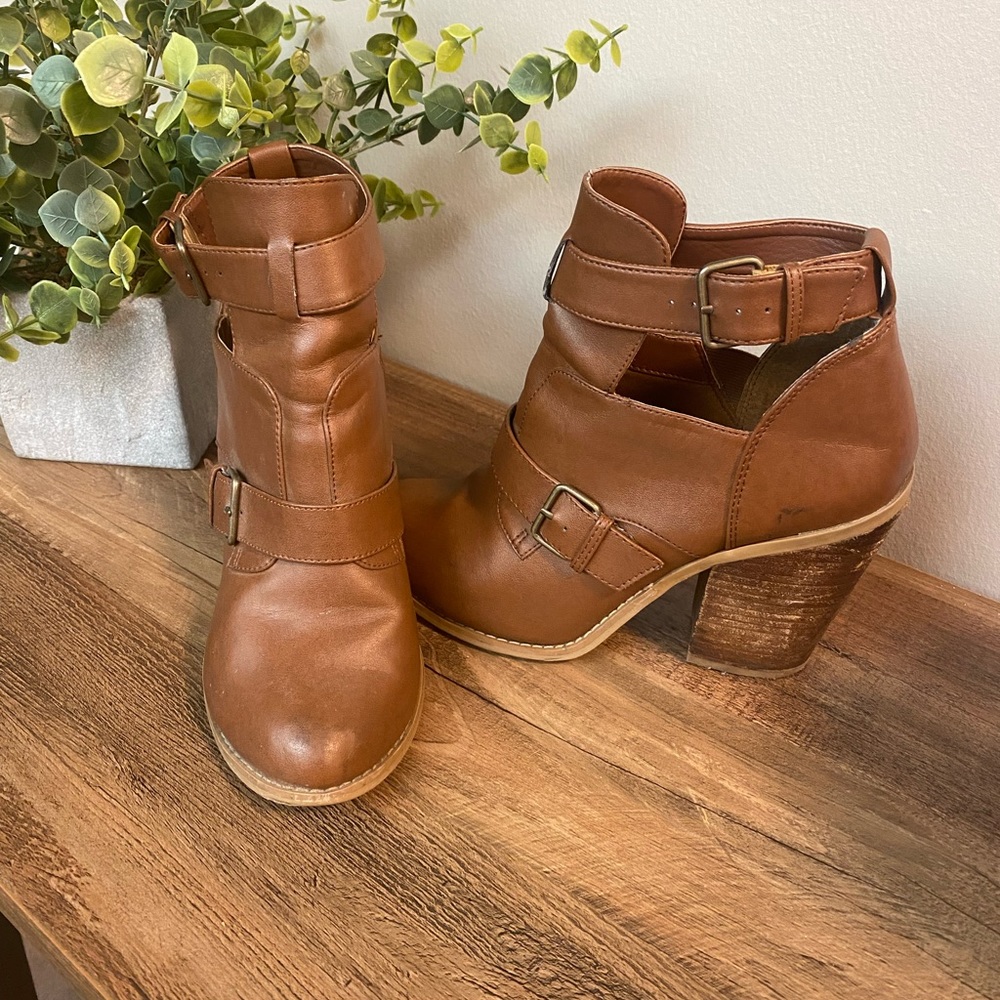 Call It Spring ankle boots - Picture 3 of 7